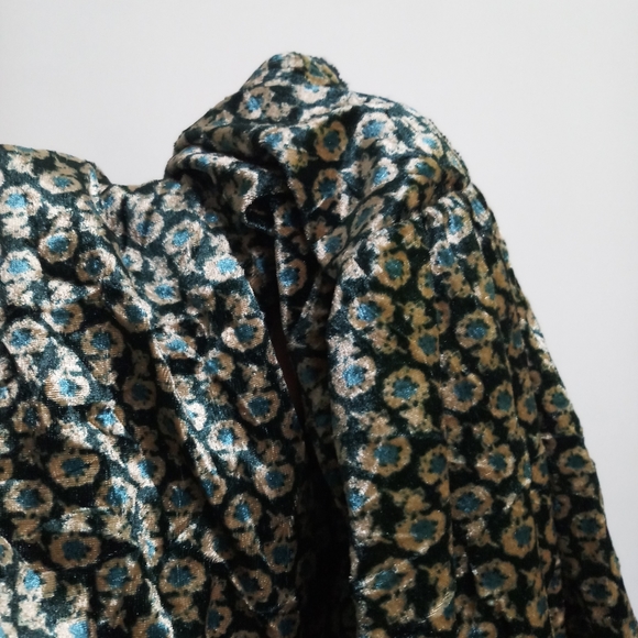 Branded velvet top - Picture 4 of 4